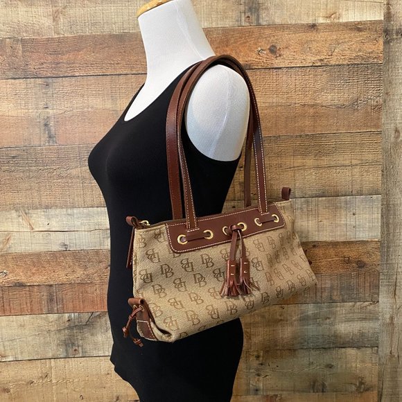 Vintage Dooney & Bourke Tan Signature Jacquard Small Hobo Bag - Picture 1 of 14